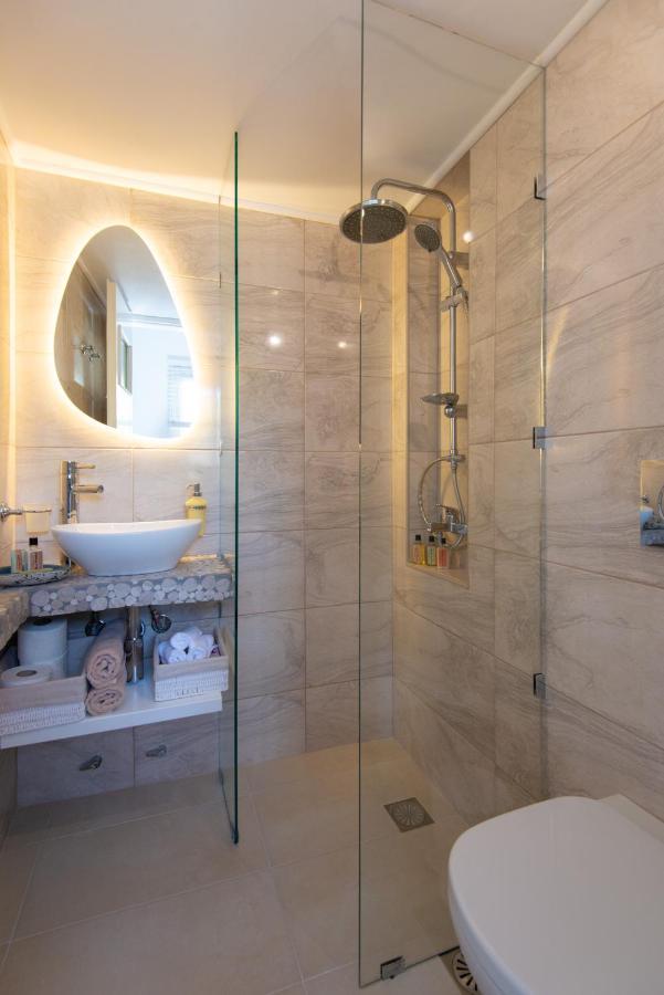 Miles Away Luxury Apartments Platis Gialos  Exterior photo